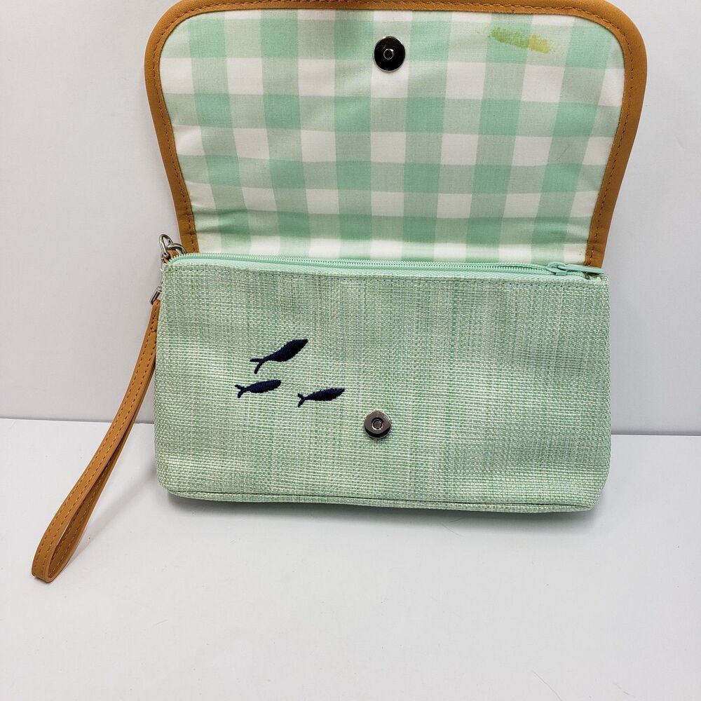 Vera Bradley Straw Beach Wristlet Clutch Sea Turtle Light Green Embroidered RFID - Picture 7 of 16